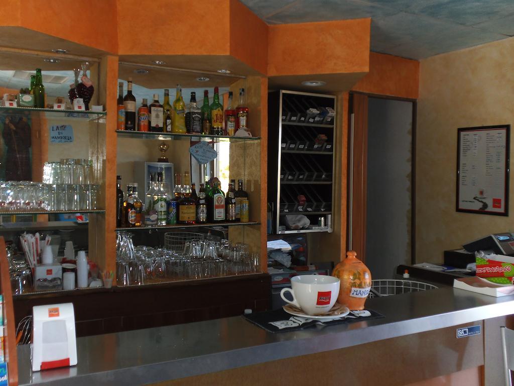 Villaggio La Bussola Paola Ngoại thất bức ảnh