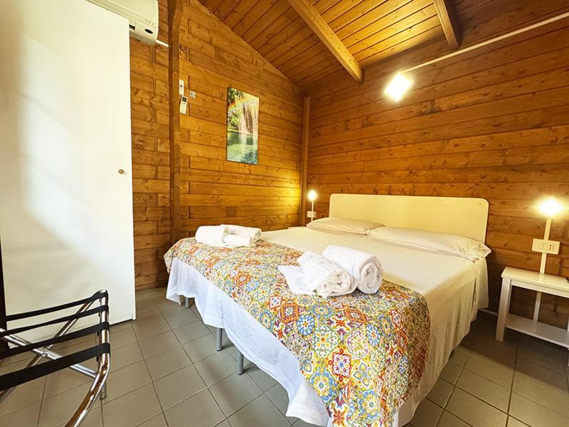 Villaggio La Bussola Paola Ngoại thất bức ảnh